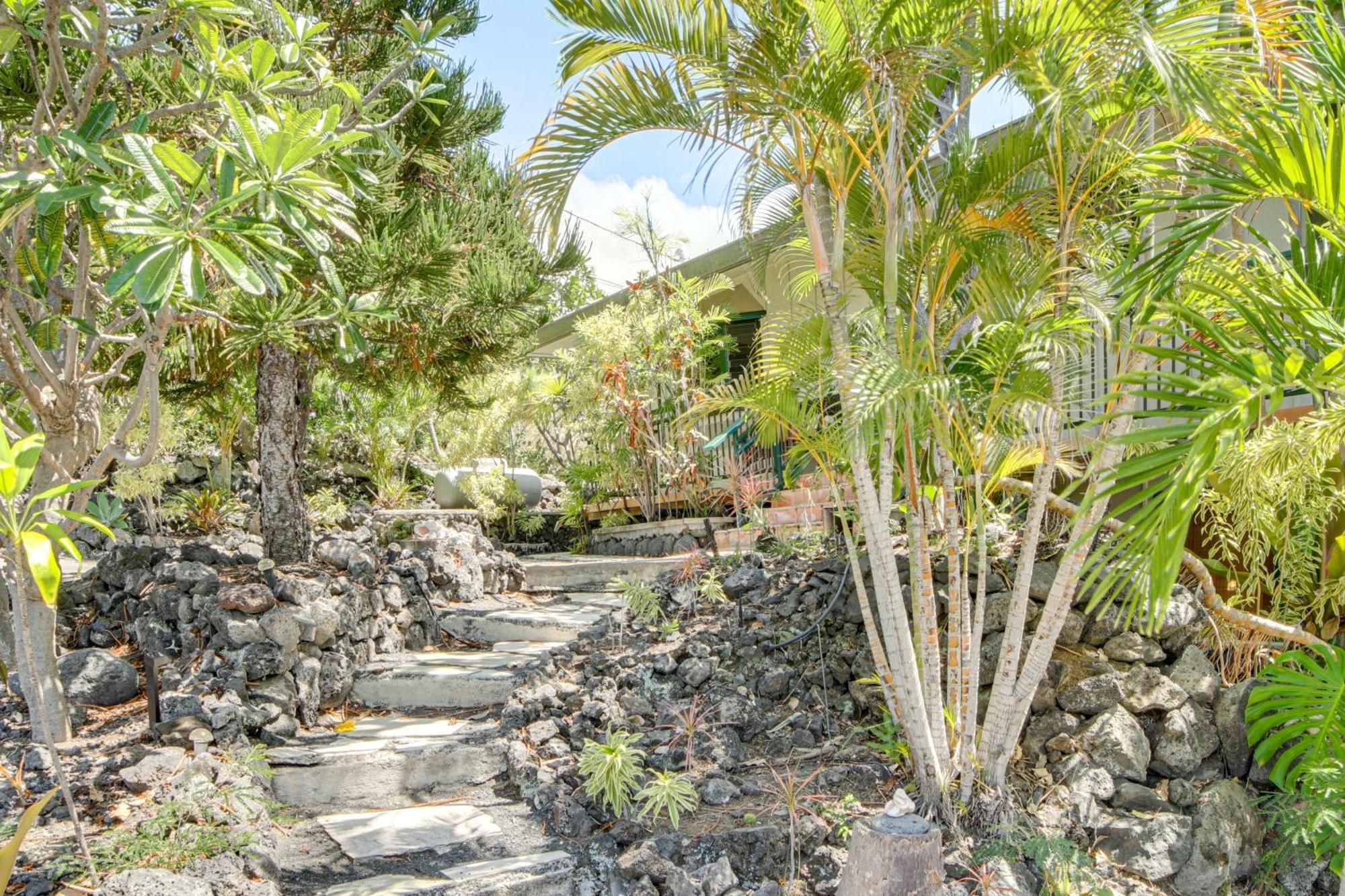 Ocean-View Bungalow Walk To Pebbles Beach! Hookena Dış mekan fotoğraf